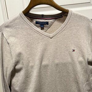 Tommy Hilfiger Men’s Tan V-Neck Sweater Size L Classic Flag Logo Pullover